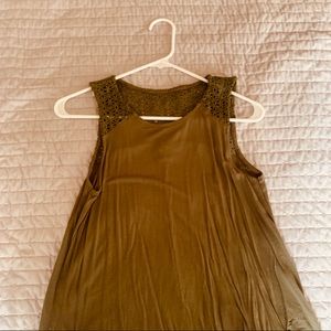 Olive Flower back Tank